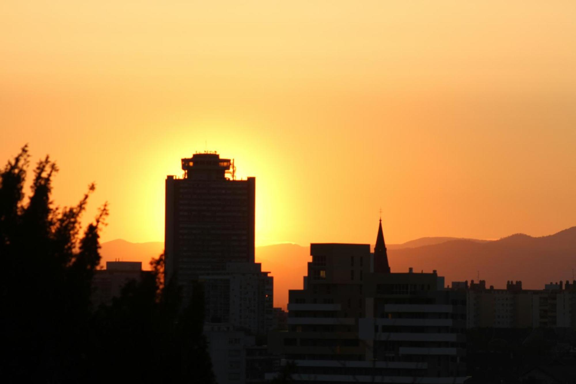 Mulhouse, Urban Family Nest公寓 外观 照片